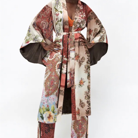Zara Kimono - Picture 2 of 3